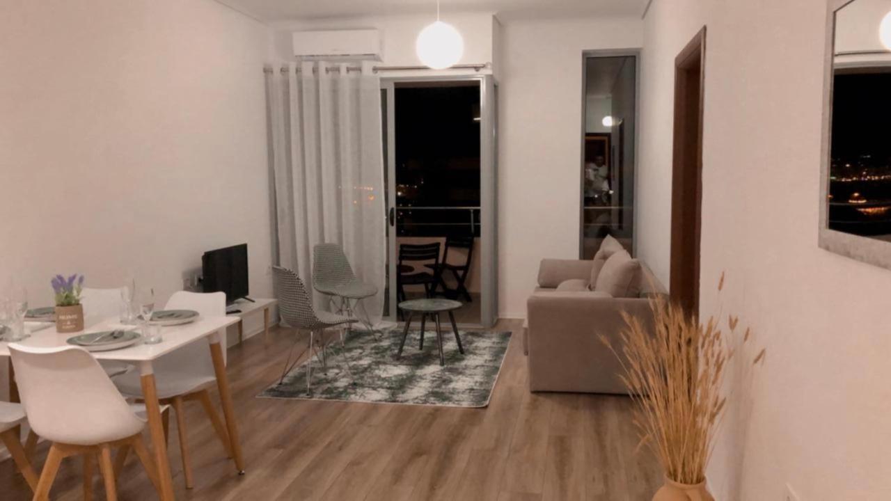 Ionian Apartments Vlorë Esterno foto