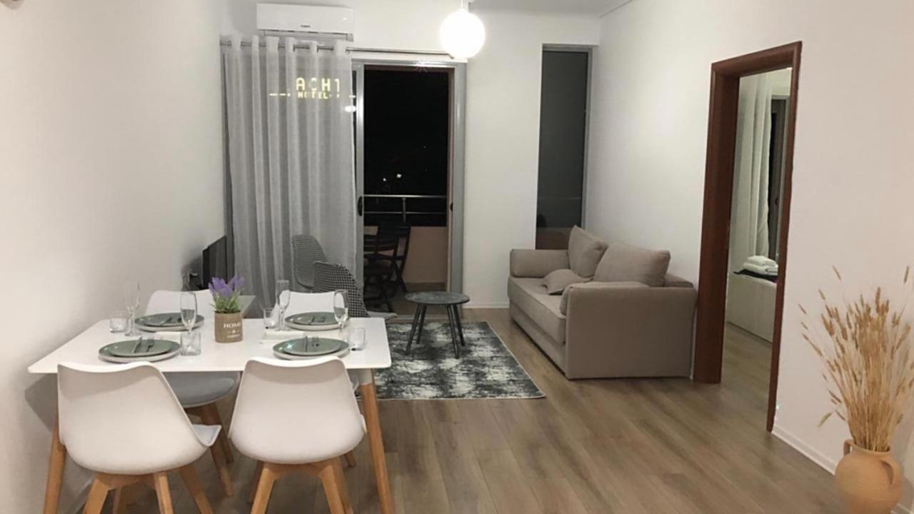 Ionian Apartments Vlorë Esterno foto