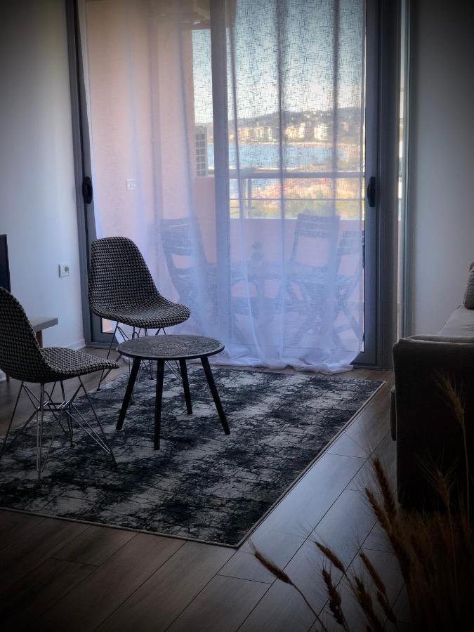 Ionian Apartments Vlorë Esterno foto